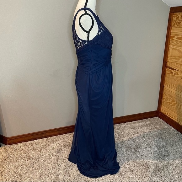 David’s Bridal Lace Bridesmaid Maxi Dress With Long Mesh Skirt in Marine 8 - Picture 3 of 13